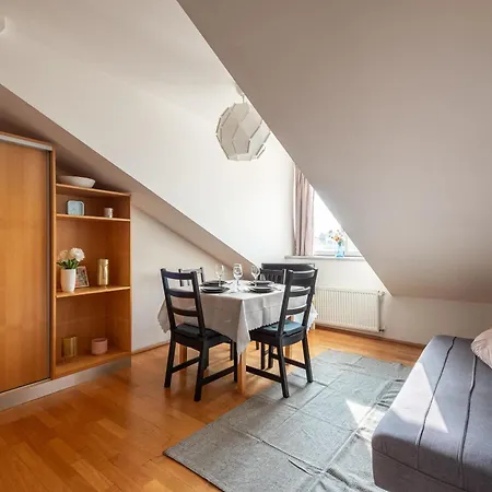 Morya Sky Πράγα